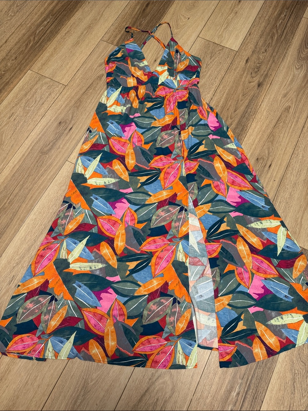 Cupshe NWT S multi color split Leaf-Print V-Neck spaghetti strap Maxi Dress